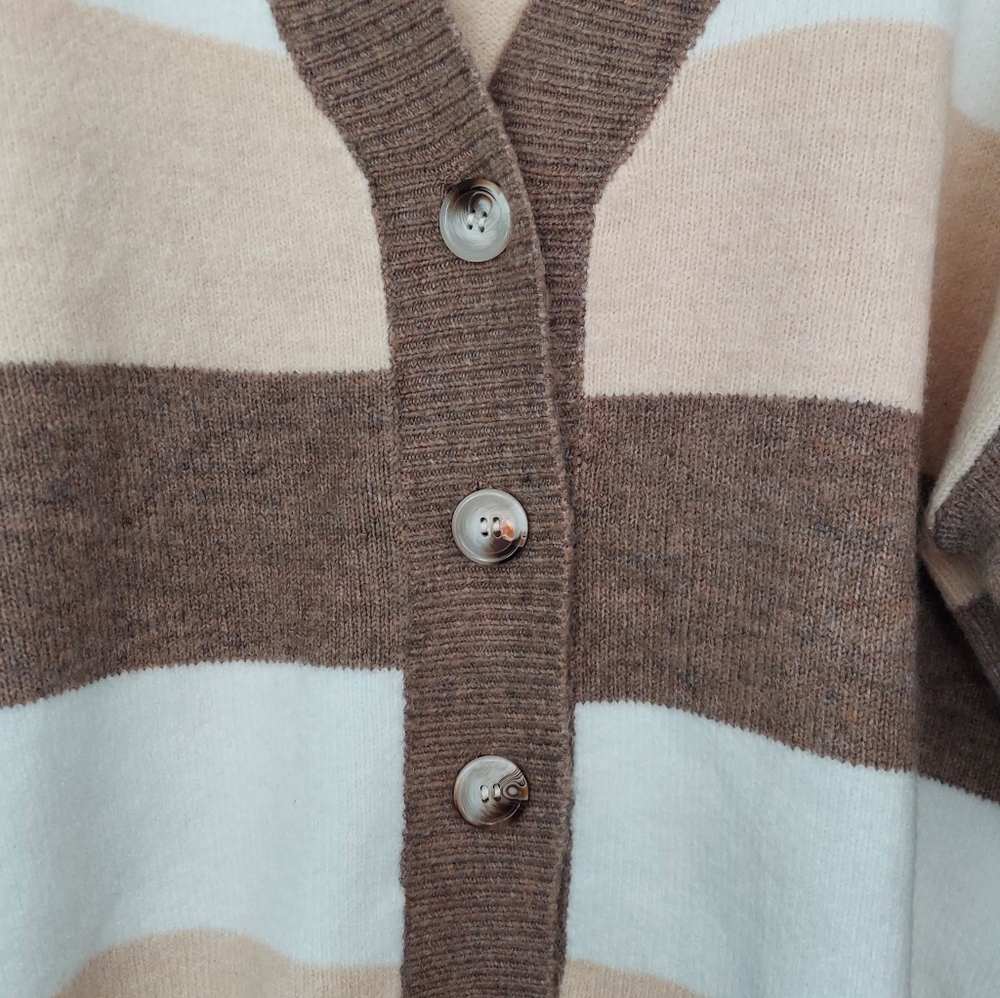 POL Women's Cream and Brown Striped Cardigan - Picture 3 of 9